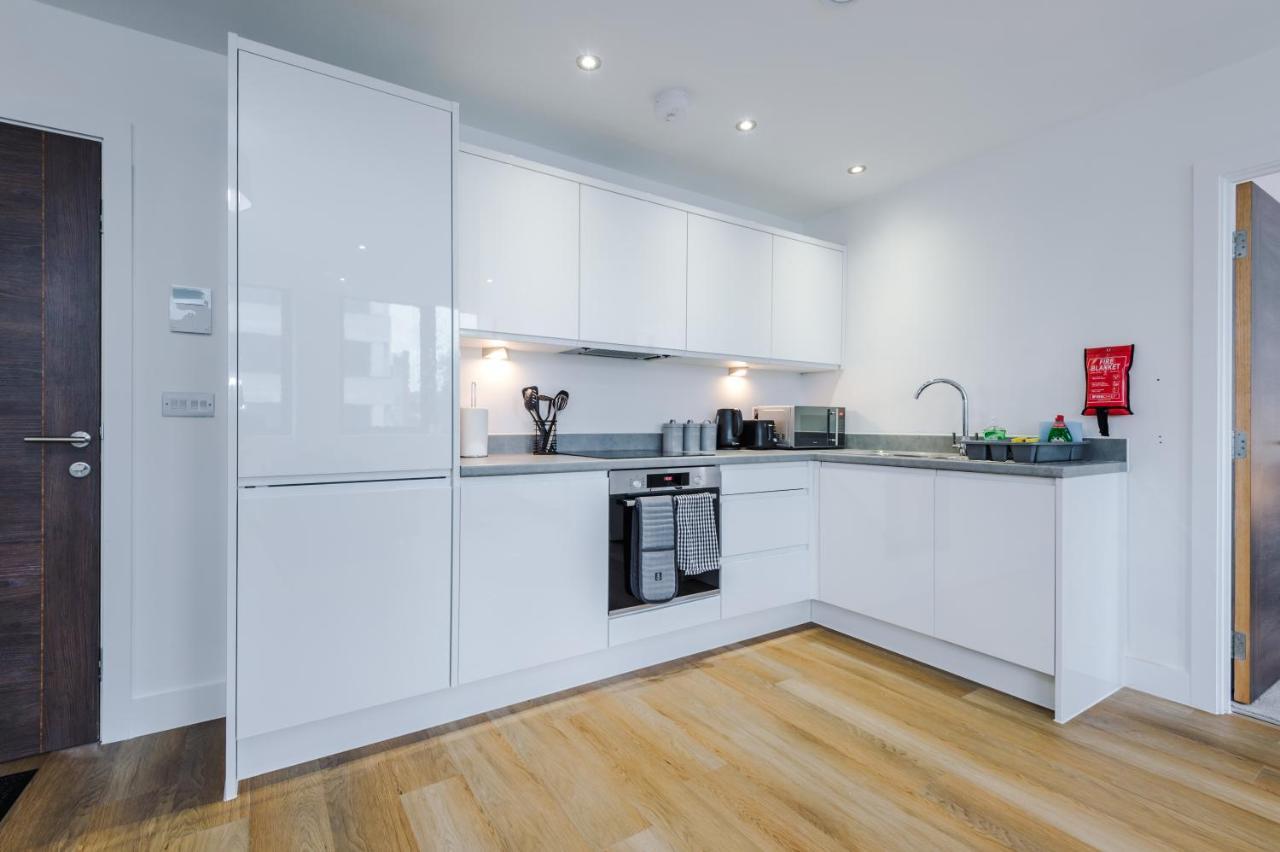 New! Stylish 2-Bed Apartment In Manchester By 53 Degrees Property - Amazing Location, Ideal For Small Groups - Sleeps 4! Dış mekan fotoğraf