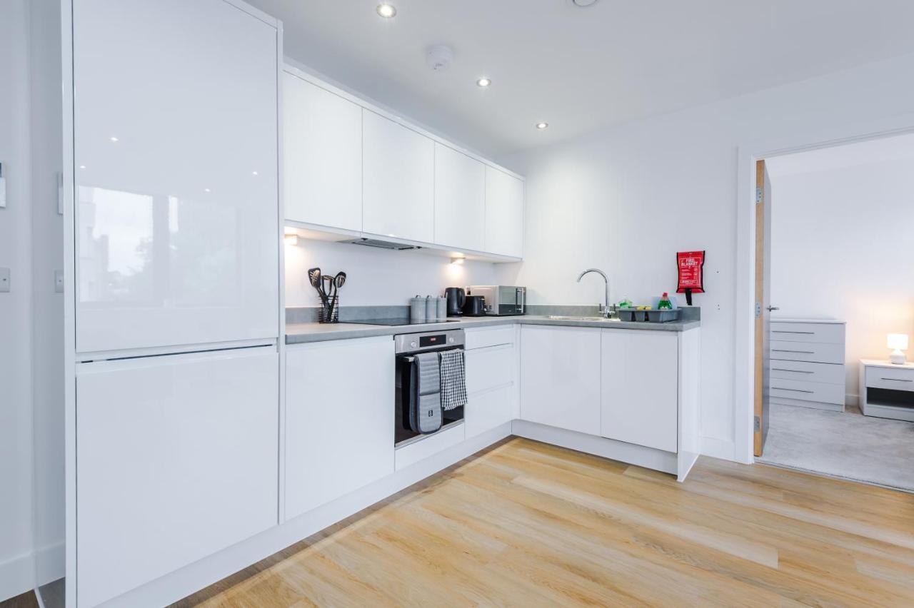 New! Stylish 2-Bed Apartment In Manchester By 53 Degrees Property - Amazing Location, Ideal For Small Groups - Sleeps 4! Dış mekan fotoğraf