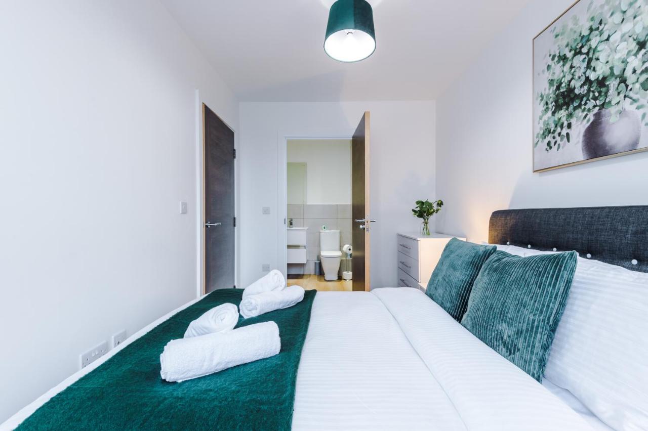 New! Stylish 2-Bed Apartment In Manchester By 53 Degrees Property - Amazing Location, Ideal For Small Groups - Sleeps 4! Dış mekan fotoğraf